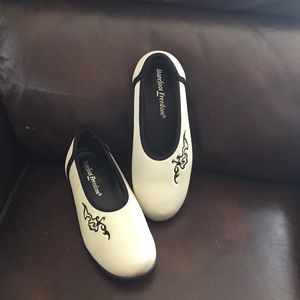 Barefoot freedom shoes